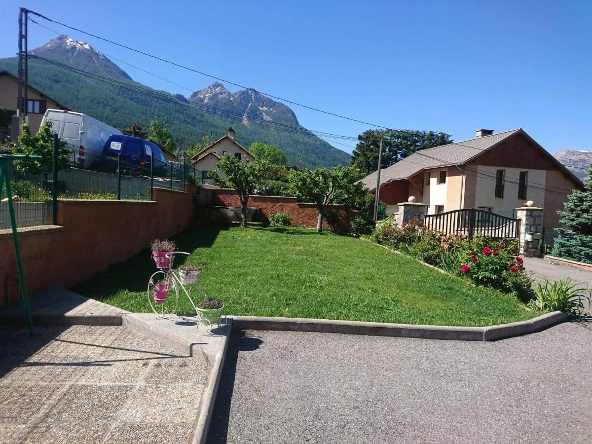 Maison Mitoyenne Avec Terrasse Appartement *