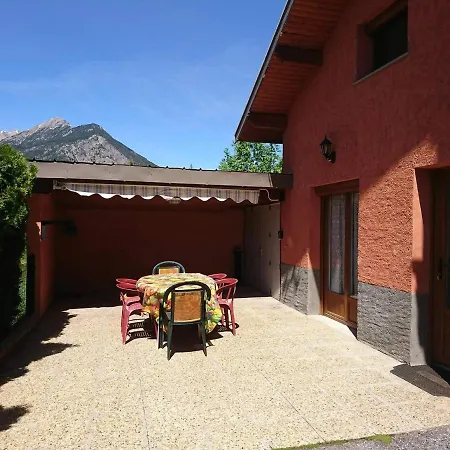 Maison Mitoyenne Avec Terrasse Villar-Saint-Pancrace Exterior foto